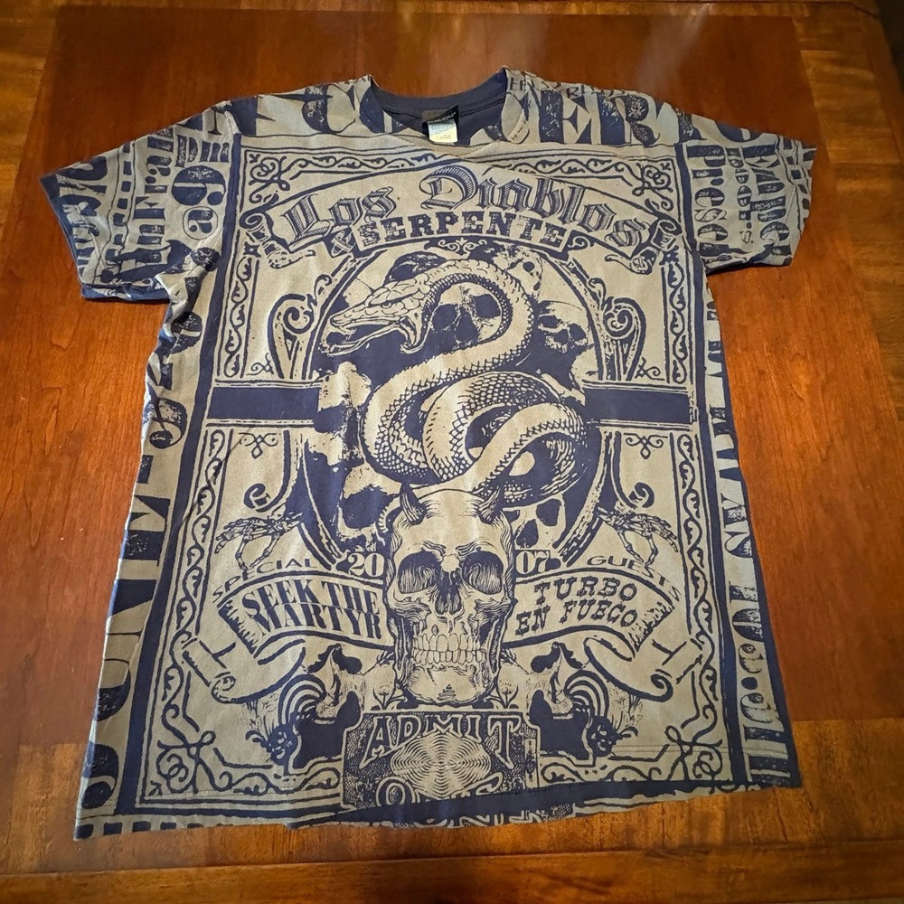 Los Diablos Serpente 2007 Tour T-Shirt Giant Tag Skull Snake All Over Print L